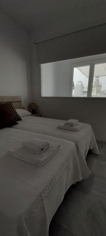 El 2 De Flamenco Atico 3ºb Apartment Cadiz Bagian luar foto